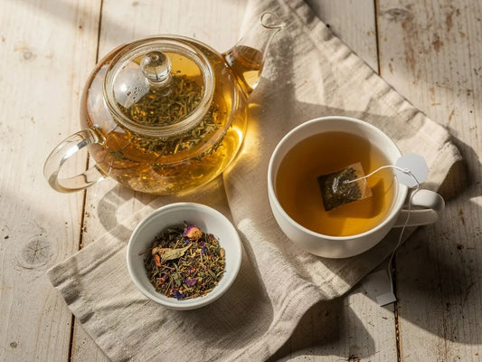Tisane en vrac ou en sachet : comment choisir le meilleur format ?